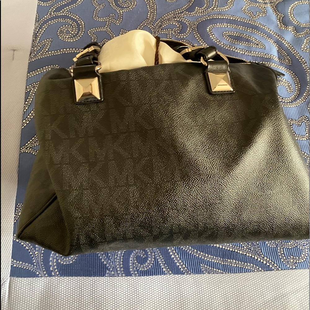 Black Michael Kors Purse